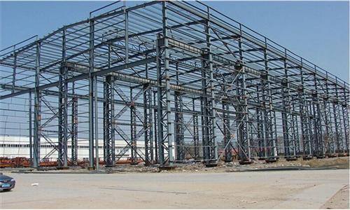 輕鋼別墅，集成房屋聚氨酯保溫噴涂鋼結構技術(圖1)